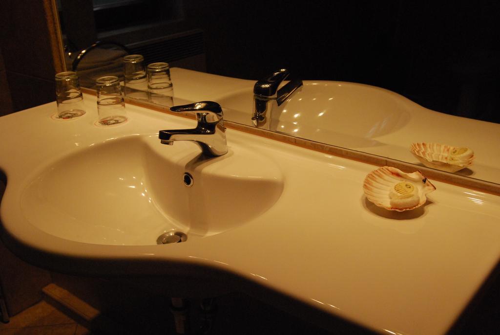 Boroka Apartmanhazak - Oereghaz ヴェラム 部屋 写真