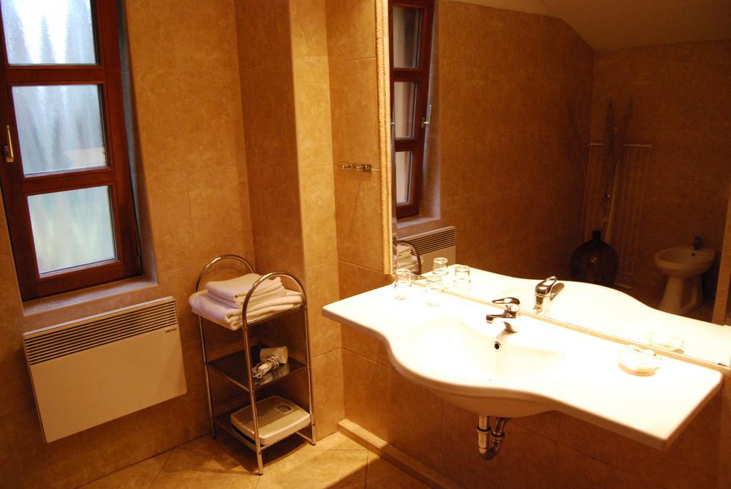 Boroka Apartmanhazak - Oereghaz ヴェラム 部屋 写真