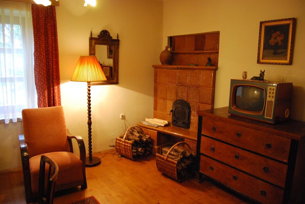 Boroka Apartmanhazak - Oereghaz ヴェラム 部屋 写真