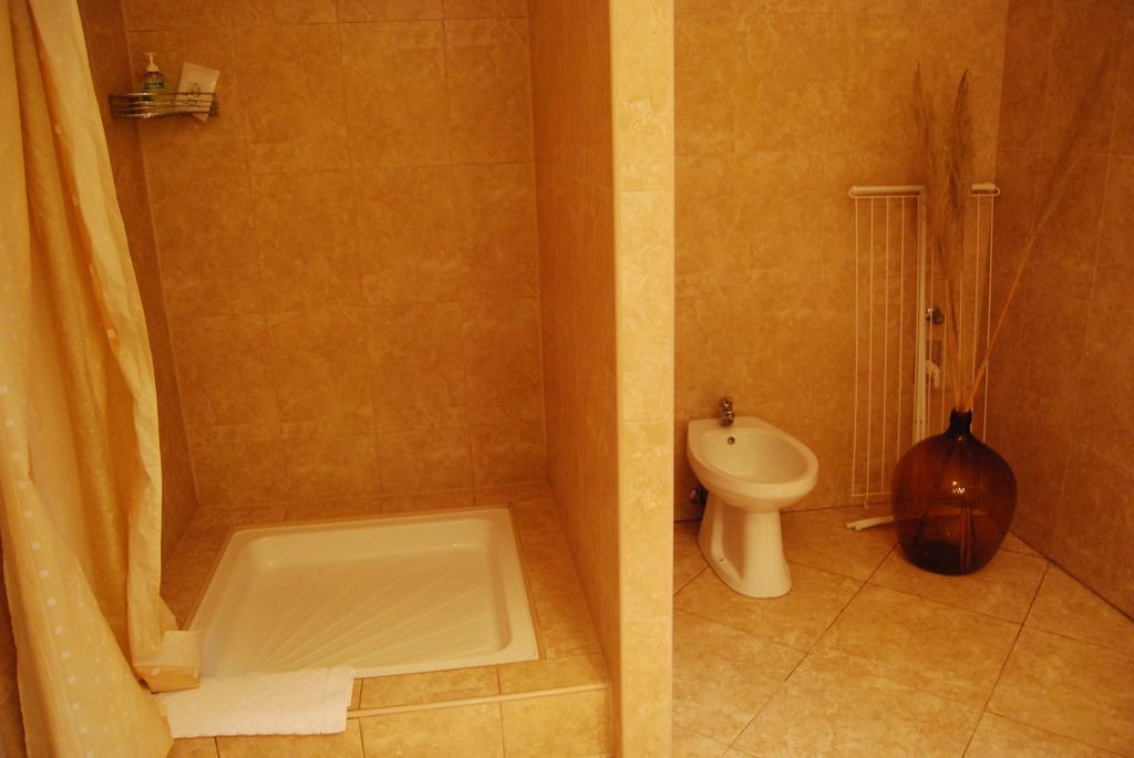 Boroka Apartmanhazak - Oereghaz ヴェラム 部屋 写真